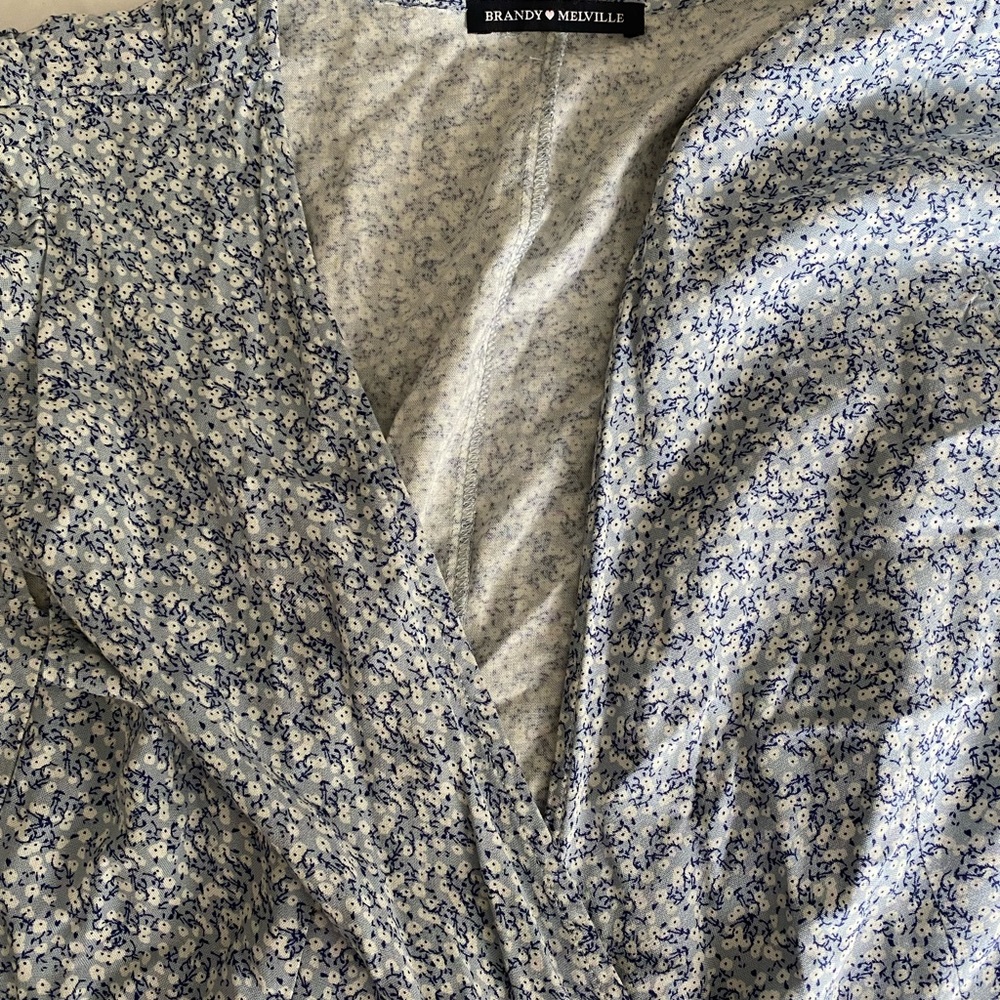 Brandy Melville, Knee length Floral Tie Dress